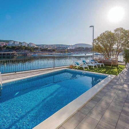 Beautiful Home In Sibenik With Kitchen Zewnętrze zdjęcie