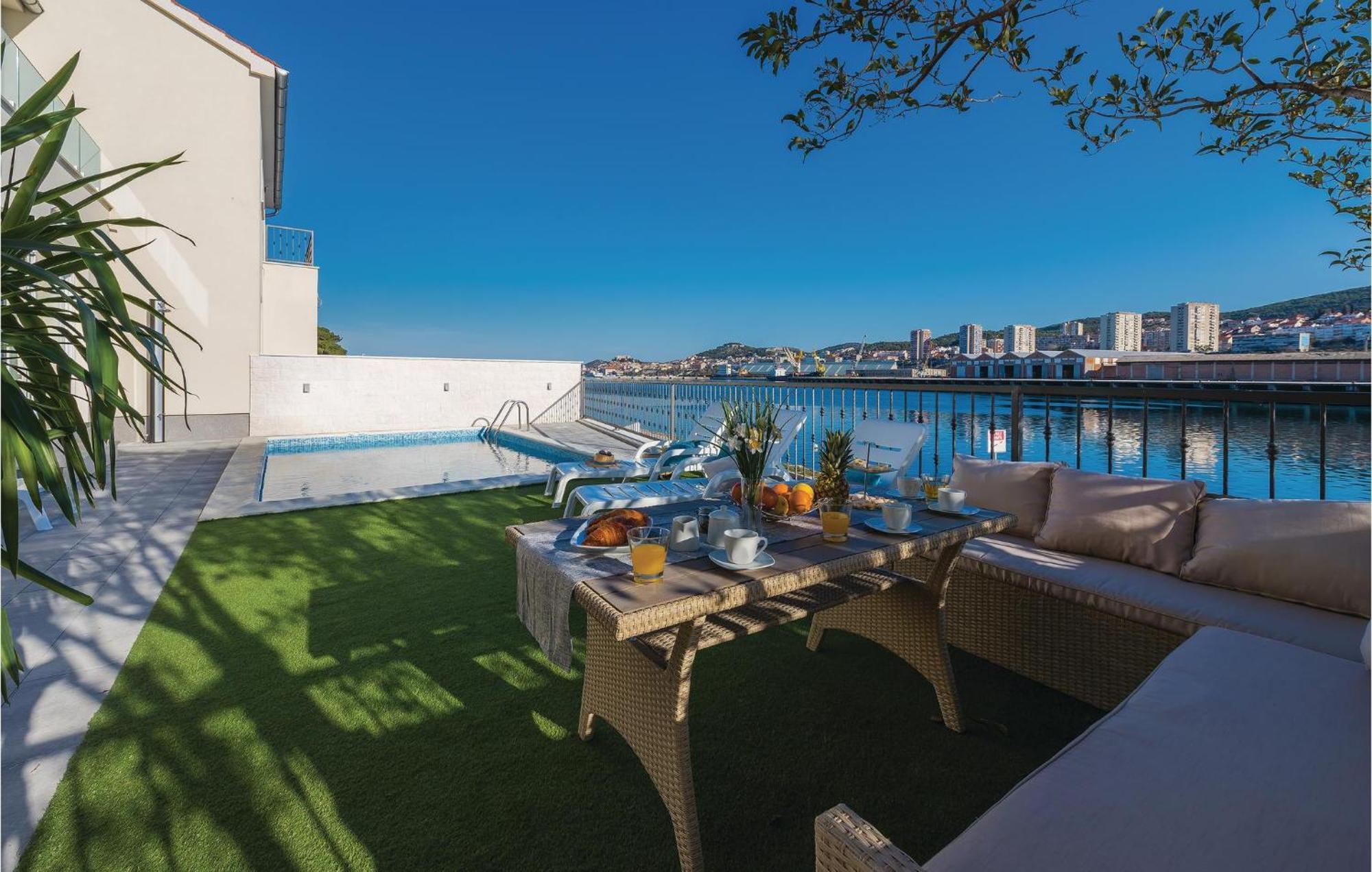 Beautiful Home In Sibenik With Kitchen Zewnętrze zdjęcie