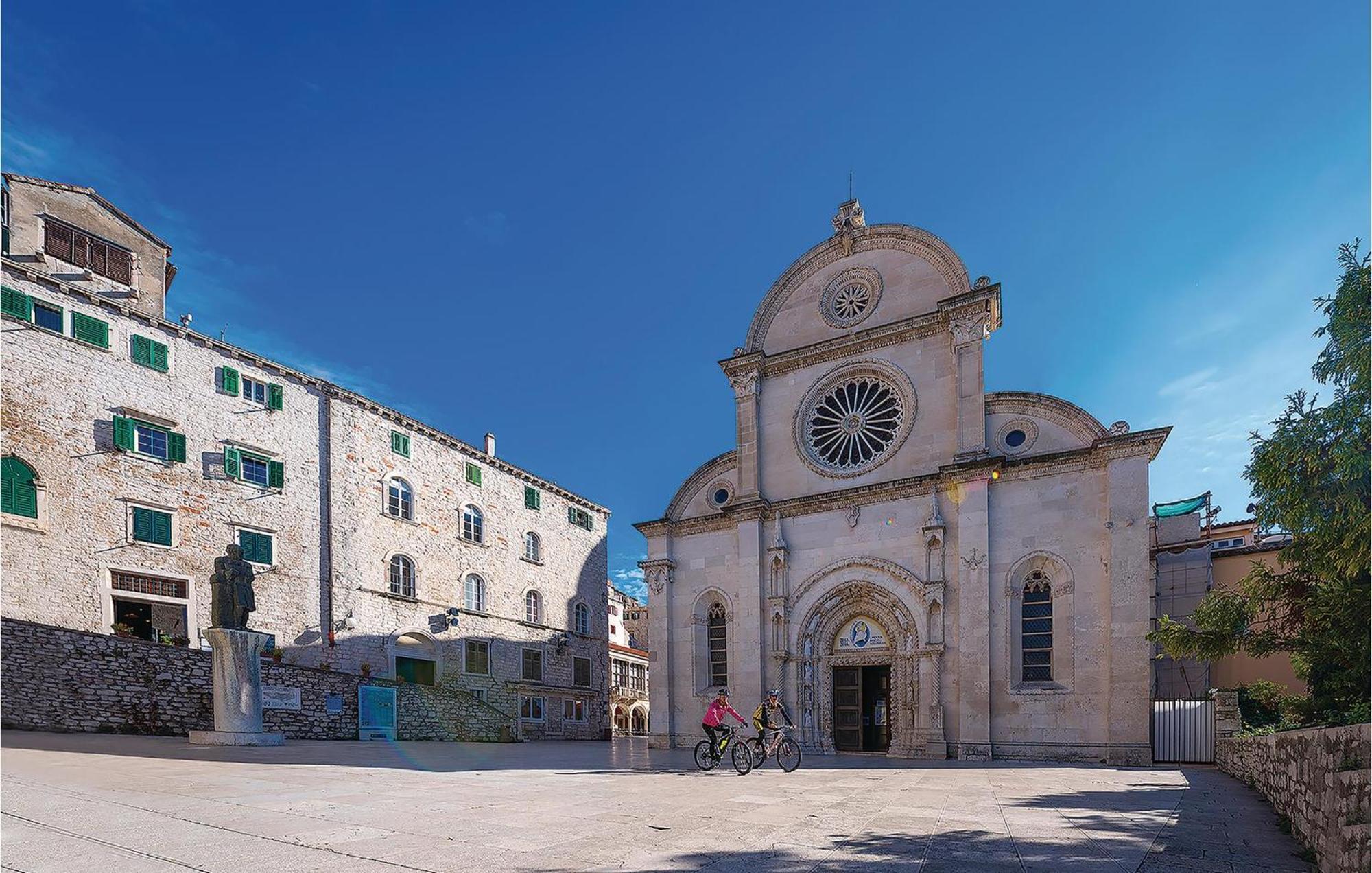 Beautiful Home In Sibenik With Kitchen Zewnętrze zdjęcie