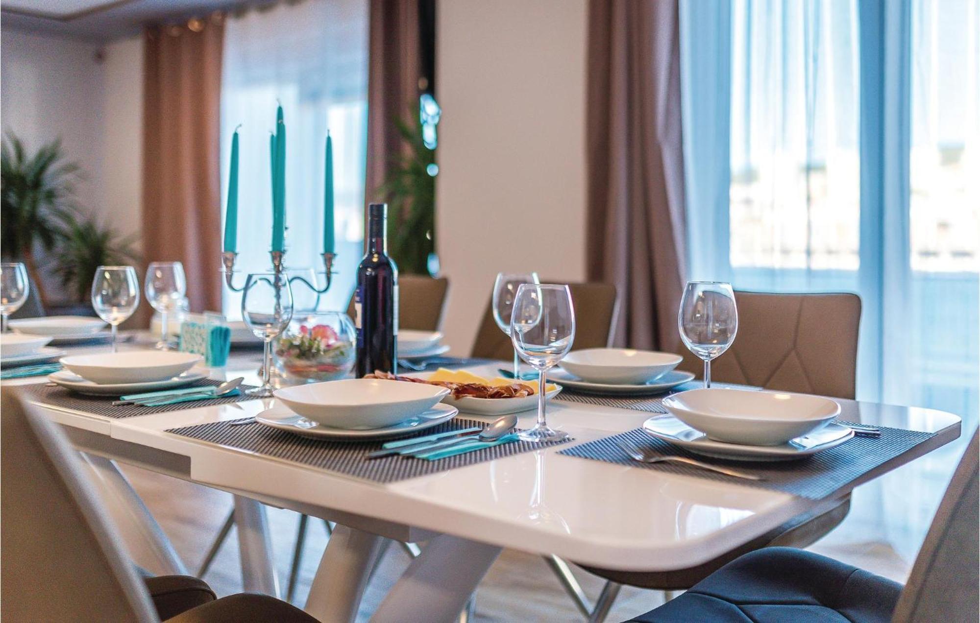 Beautiful Home In Sibenik With Kitchen Zewnętrze zdjęcie