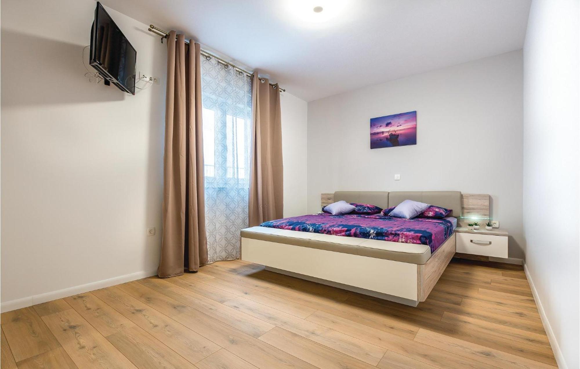 Beautiful Home In Sibenik With Kitchen Zewnętrze zdjęcie